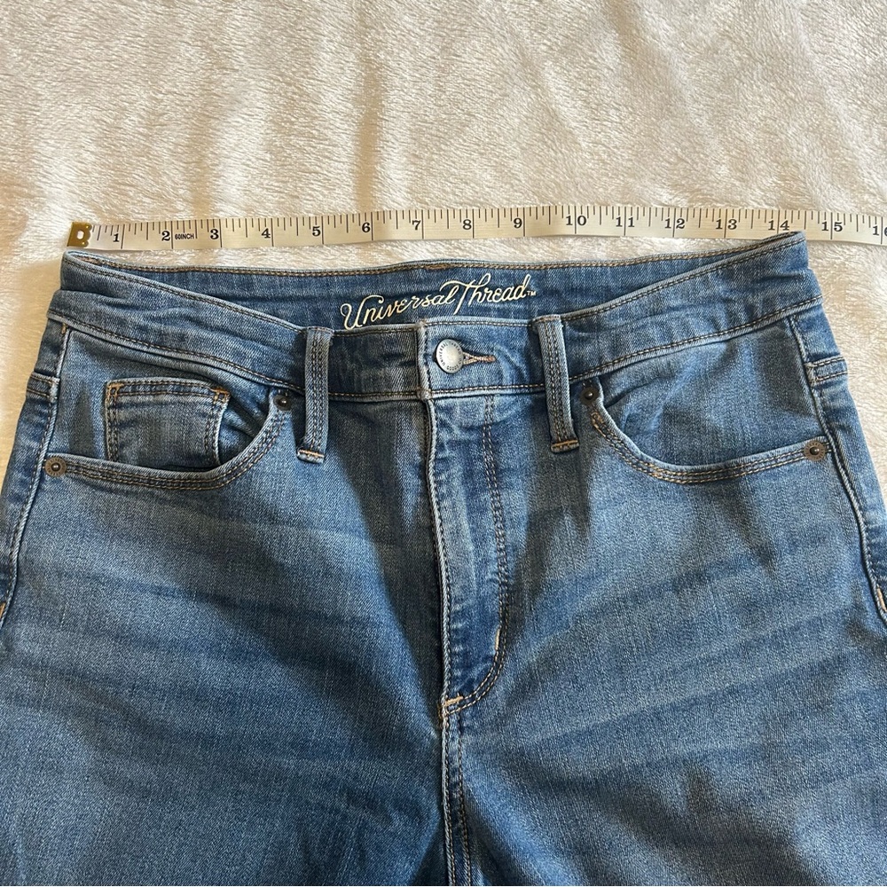 Universal Thread High Rise Skinny Light Wash Jeans - Picture 6 of 7